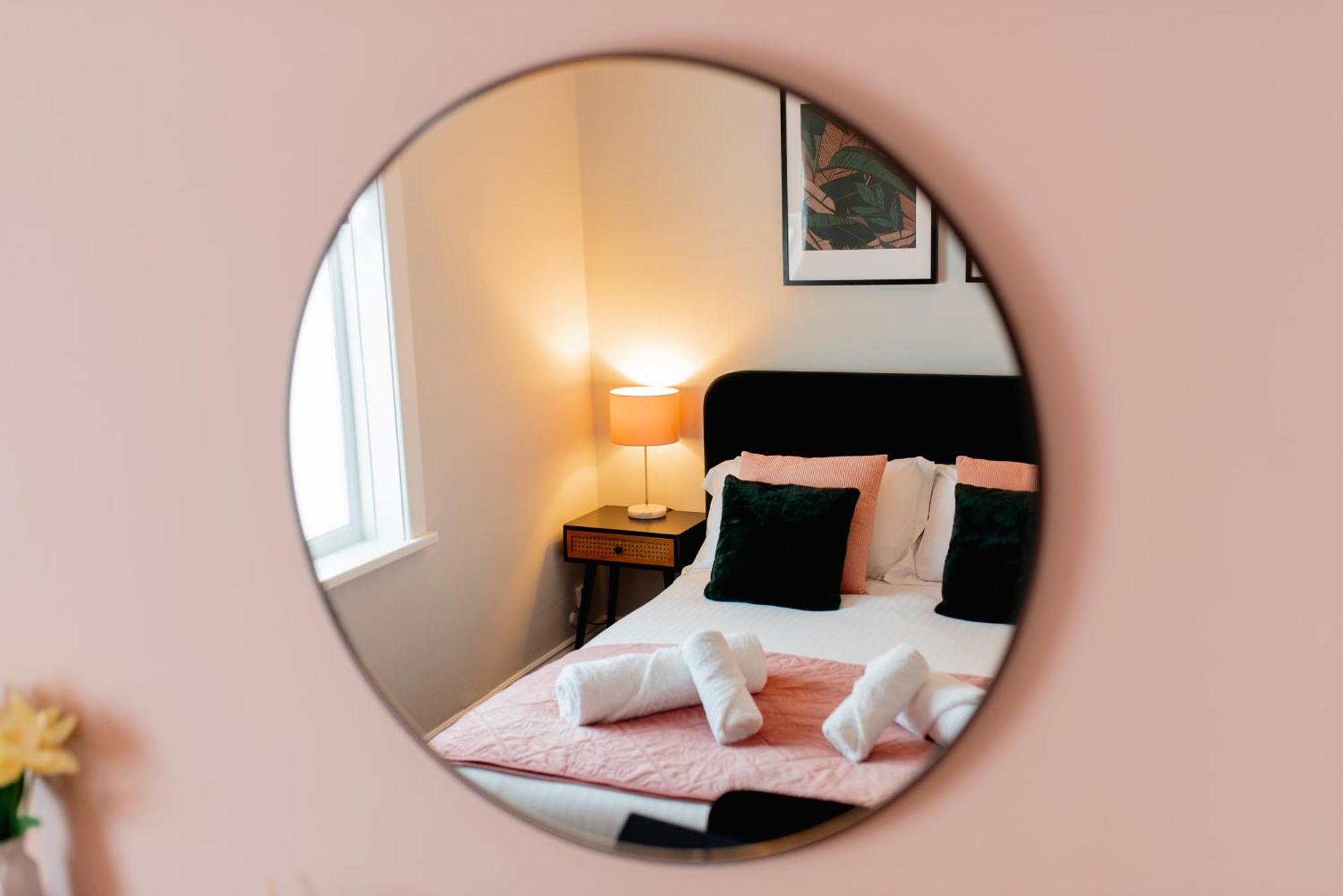 Bowling Terrace By Above Rubies - Stylish, 3 Bedroom, Pet Friendly House In Skipton Exteriör bild